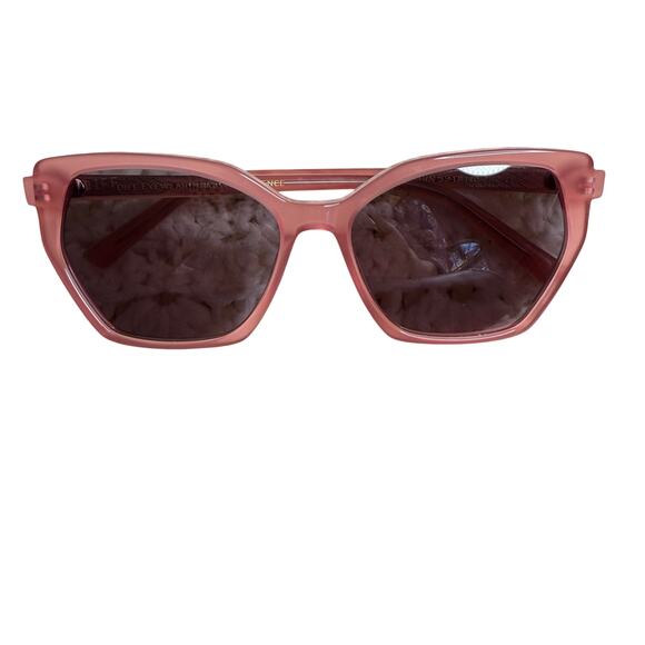 DIFF EYEWEAR Women's Vera Guava + Brown Oversized Gradient Sunglasses NEW in BOX - Picture 1 of 9